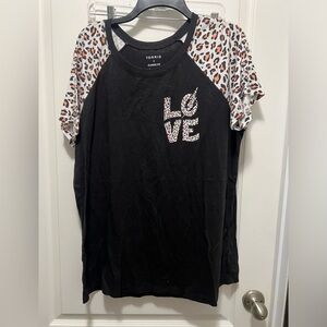 Size 2 Tee from Torrid